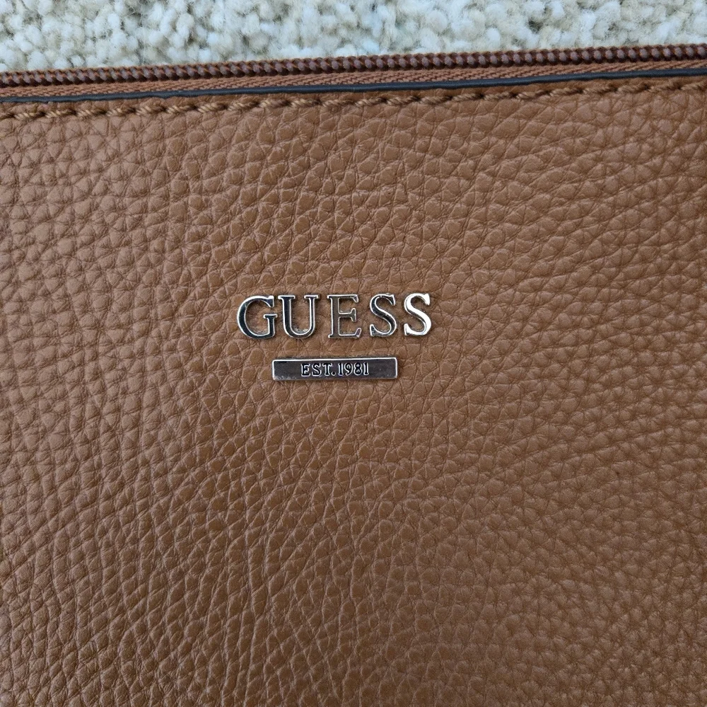 Vintage Guess Brown Textured Shoulder Bag Gold Details - Picture 6 of 14